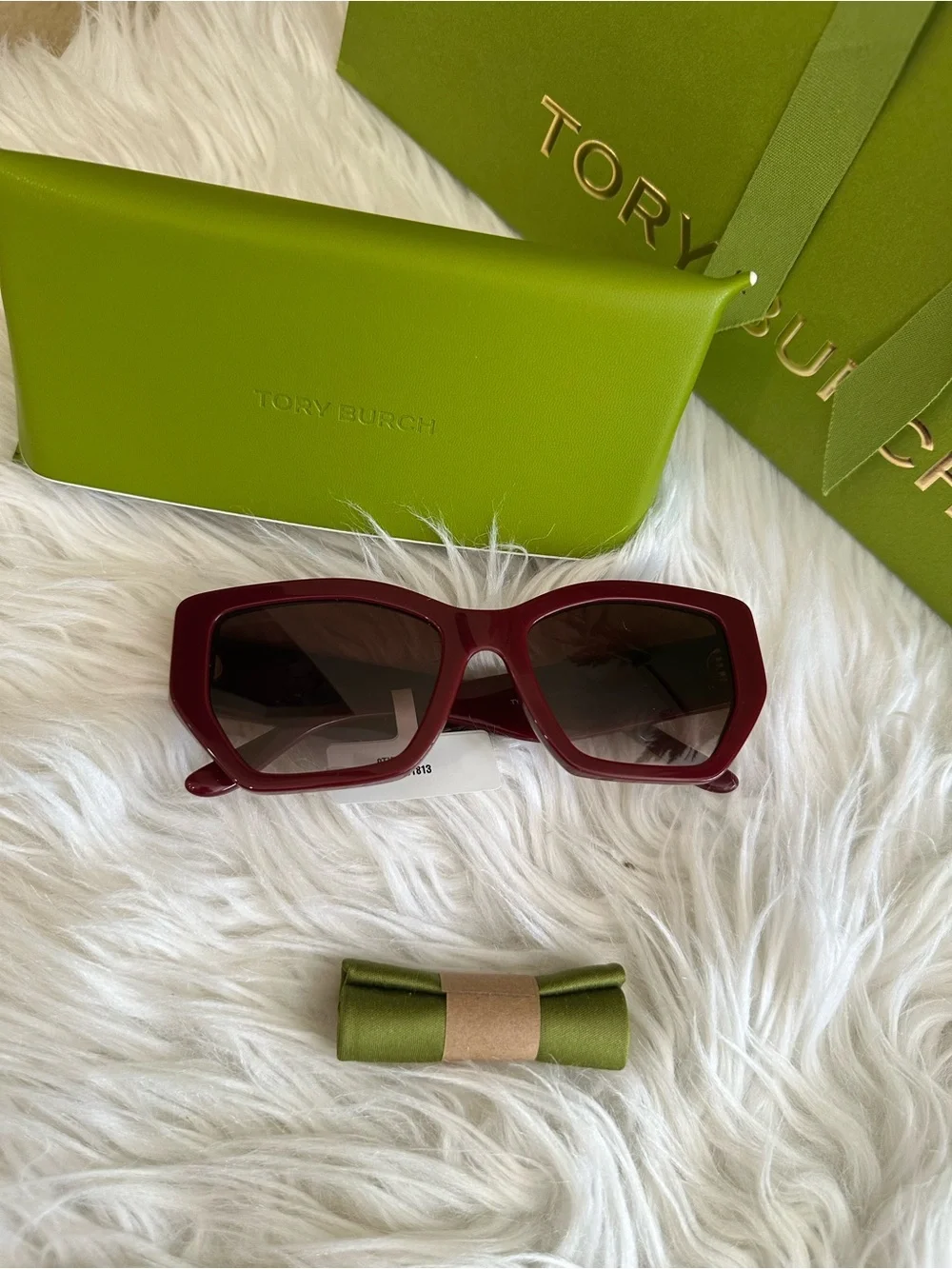 Tory Burch KIRA OVERSIZED GEOMETRIC SUNGLASSES